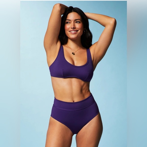 Fabletics - Sunset Scoop Swim Top - Picture 4 of 10